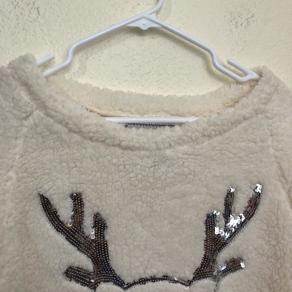 WITH LOVE DEREK Womens Medium Fluffy Christmas Sweater Sequin Reindeer Pullover - Picture 4 of 9